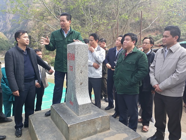 Chủ tịch UBND tỉnh Nguyễn Văn Sơn kiểm tra thực trạng hoạt động của lối mòn Mốc 172, xã Pà Vầy Sủ, huyện Xín Mần